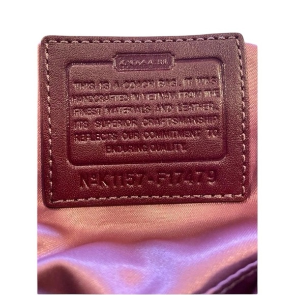 Coach Signature Crossbody purse with adjustable straps - Burgundy - Picture 3 of 3